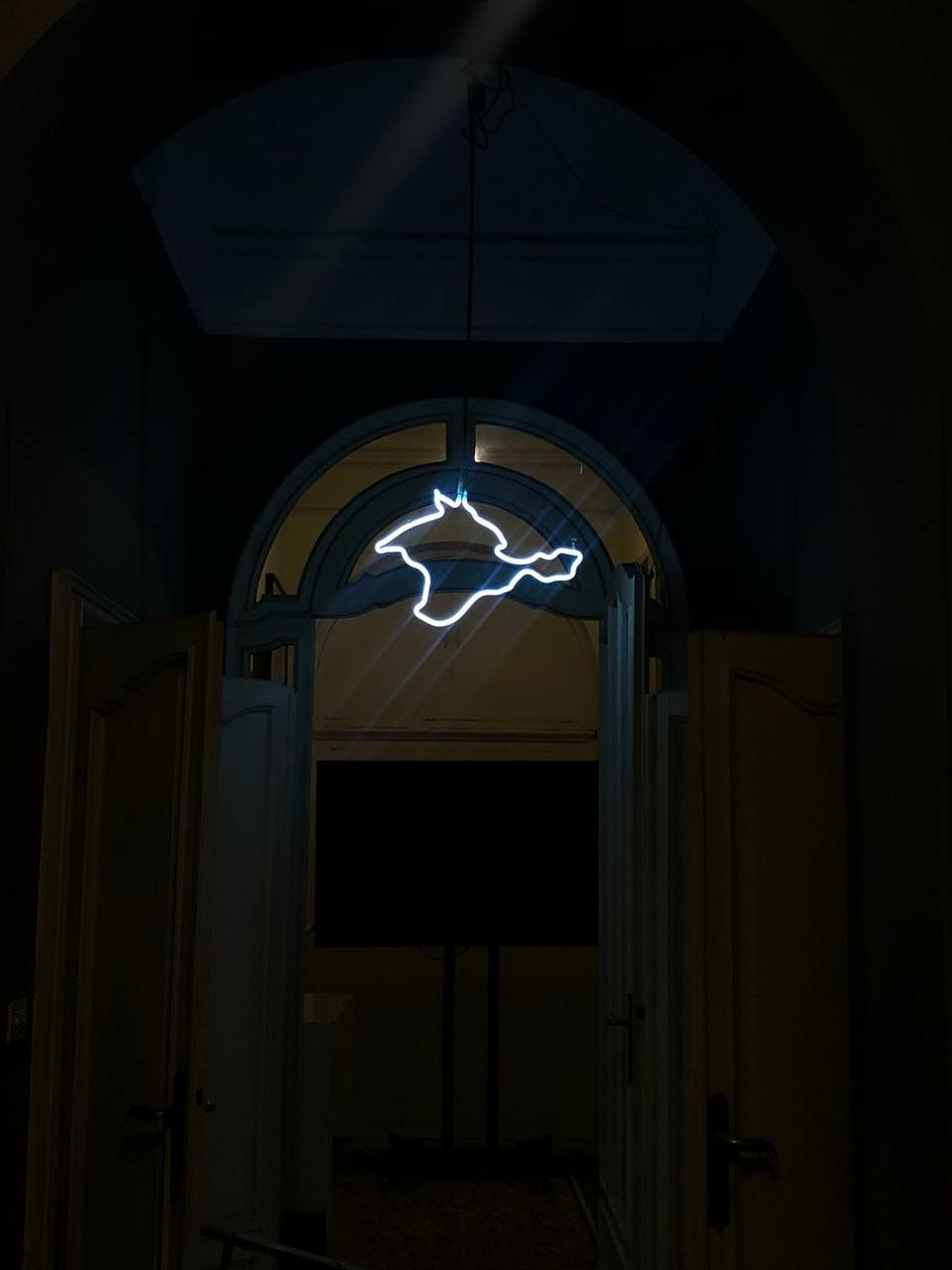 Everyone Wants to Live by the Sea